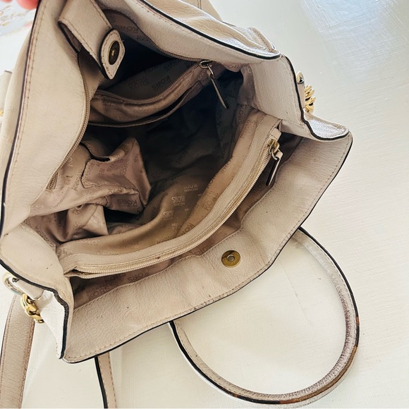 Cream and gold Michael Kors purse see photos - Picture 4 of 8